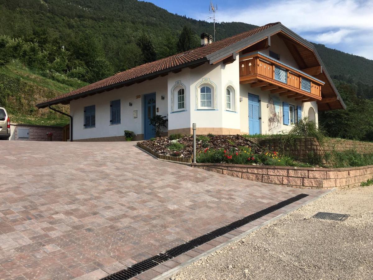 Casa Morèt Spormaggiore Esterno foto