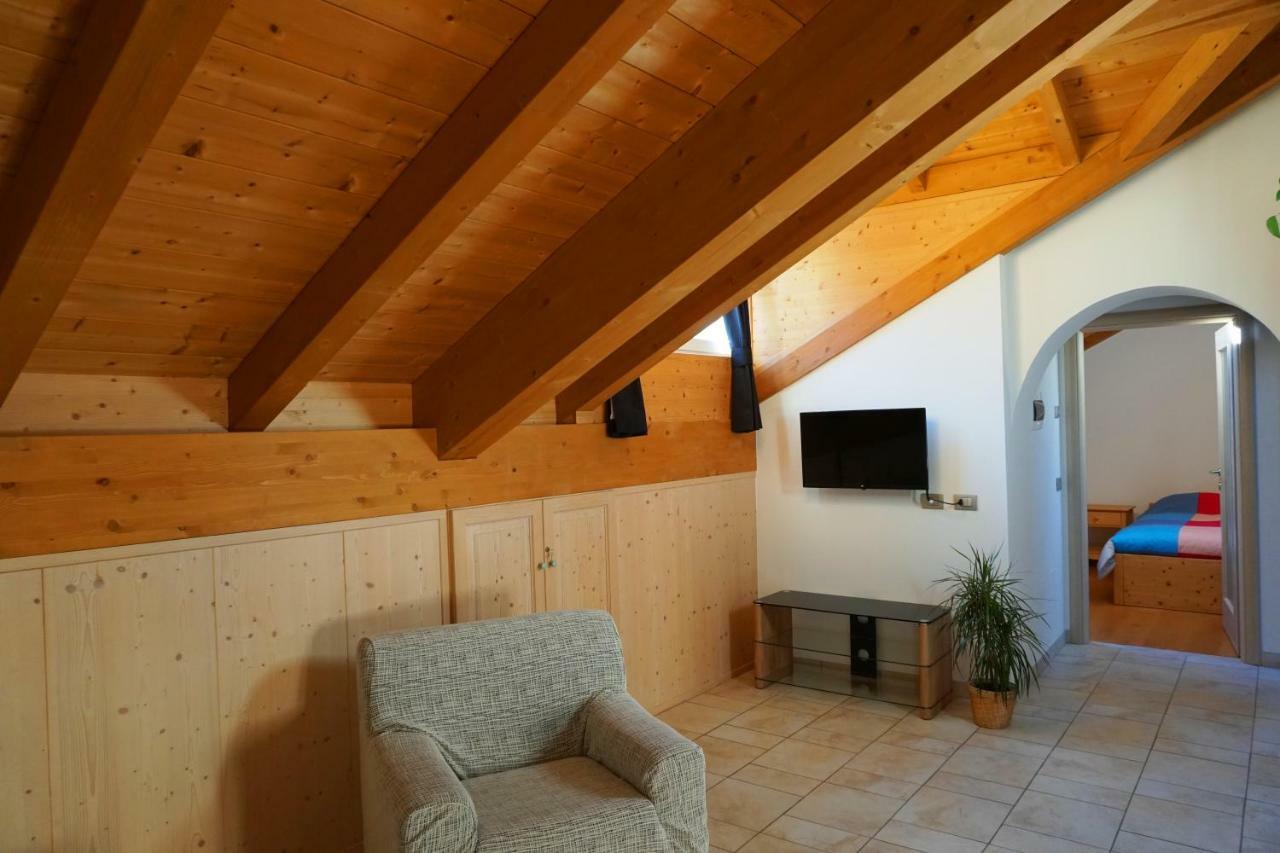 Casa Morèt Spormaggiore Esterno foto